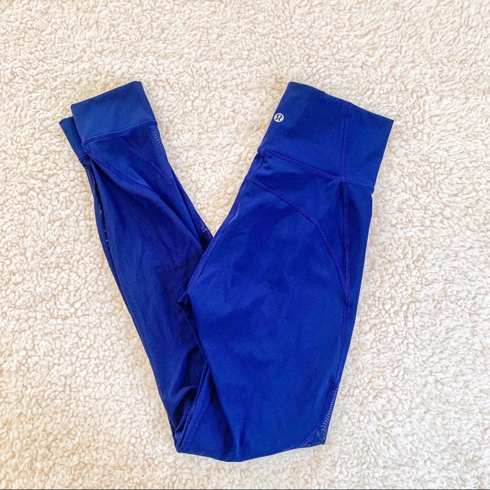 Blue Lululemon Size 6 with mesh detail